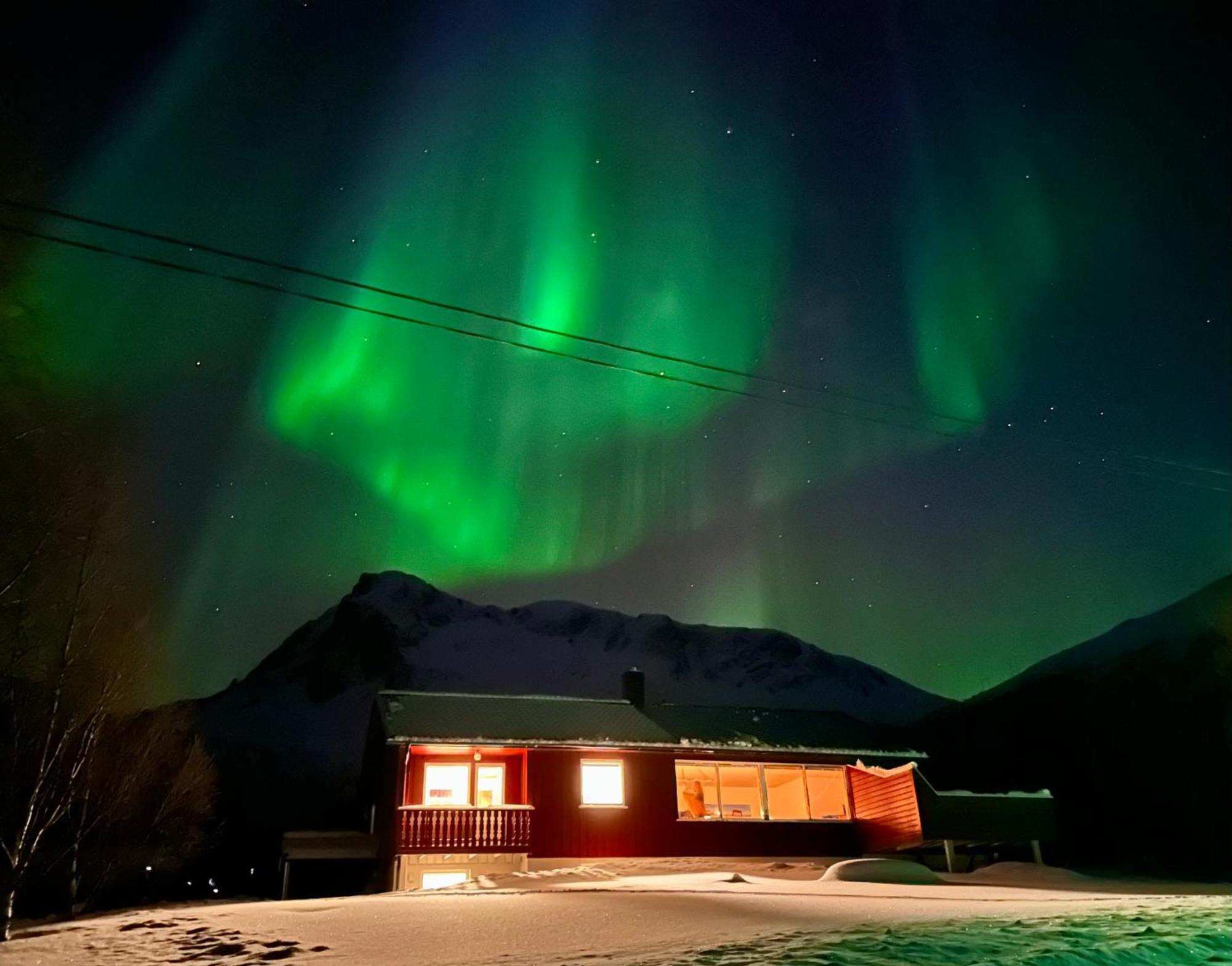Lofoten Red Villa Laupstad Bagian luar foto